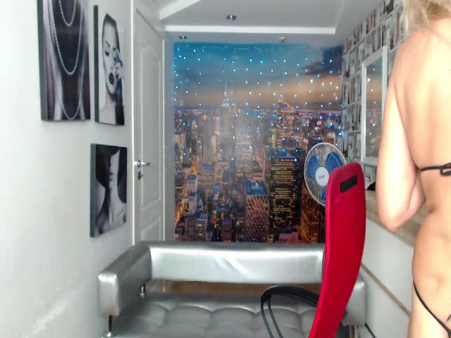 Live sex webcam photo for Lovely_della #256521243