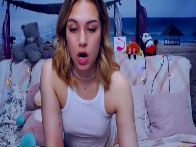 Live sex webcam photo for AlisMonrov18 #255853083
