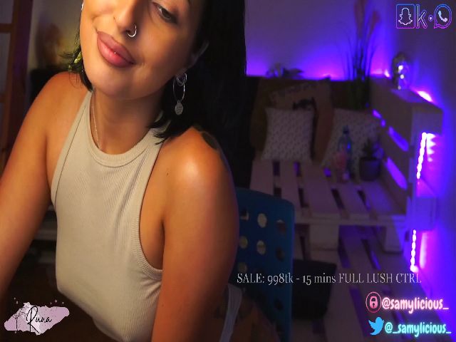 Live sex webcam photo for Runa__ #254240583