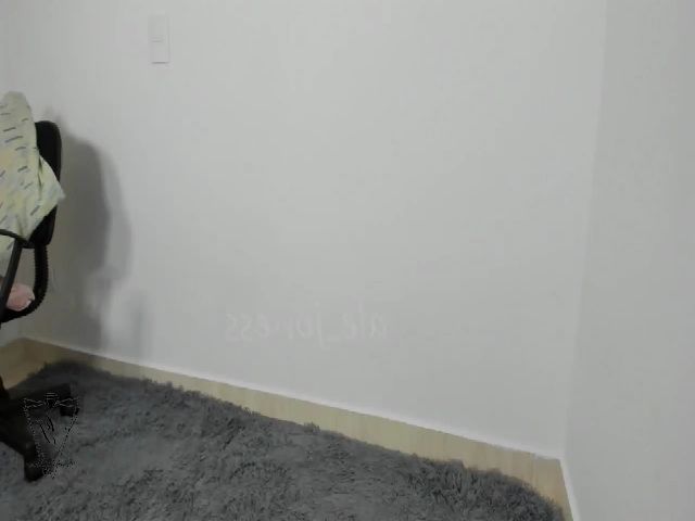 Live sex webcam photo for Ale_Jones #259688592