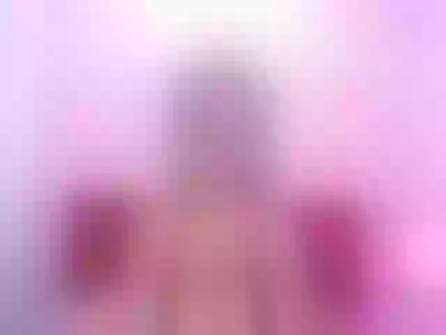 Live sex webcam photo for PennyoMelons #256386257