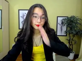 Live sex webcam photo for SoftHeartbeat #240634297