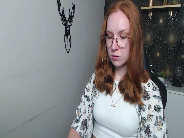 Live sex webcam photo for KISSxGABBY #255407110