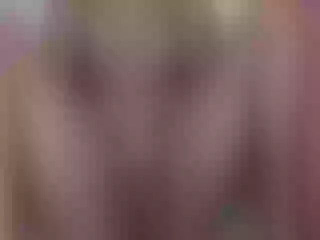 Live sex webcam photo for Loverdoll89 #254169280