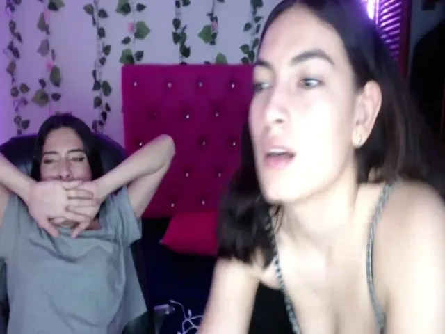 Live sex webcam photo for Isabelle_wood #263059731