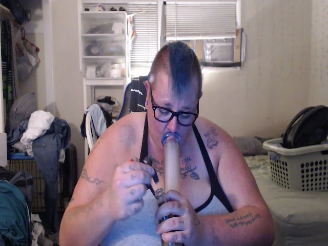 Live sex webcam photo for PunkChick420 #263556980