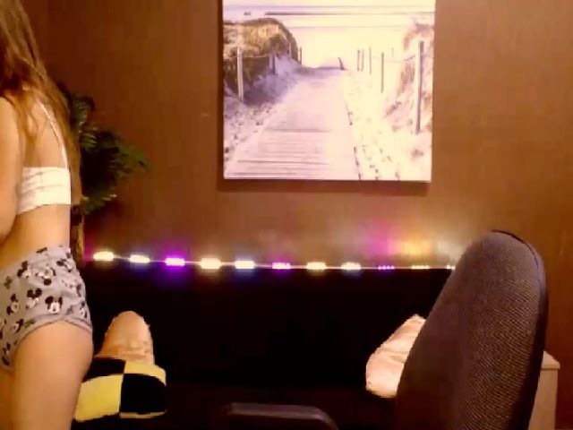 Live sex webcam photo for MsDream_ #257024134