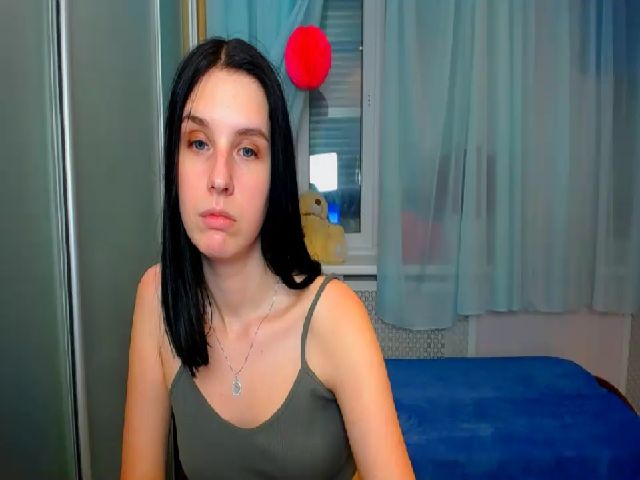 Live sex webcam photo for Lin_Elisss #260793051