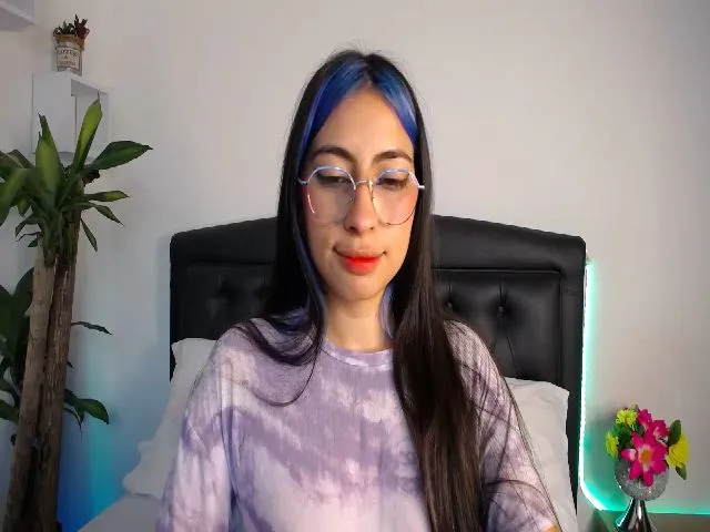 Live sex webcam photo for Mairerf #253527033