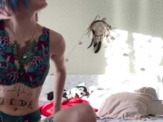 Live sex webcam photo for TreshGirls #240933239