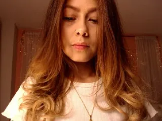 Live sex webcam photo for ErikaBenz #240589259