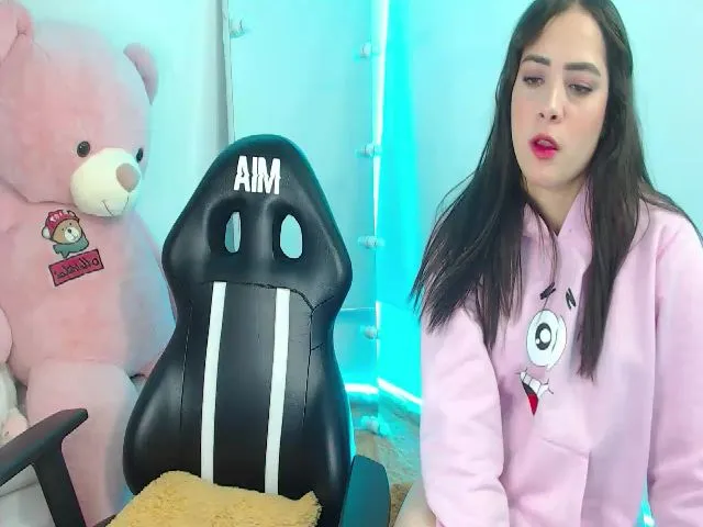 Live sex webcam photo for Soy_mia #258402535