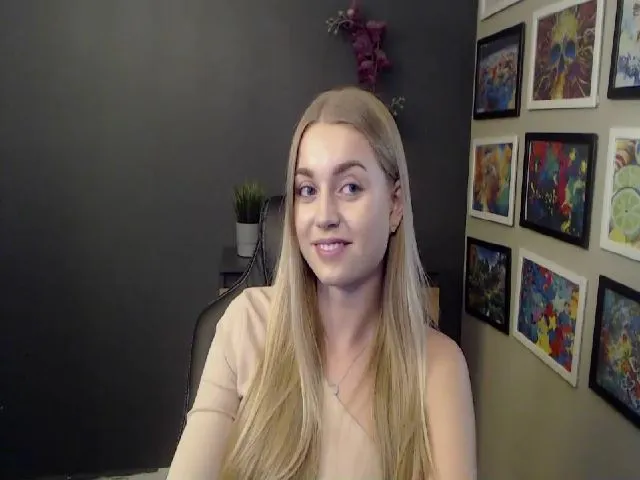 Live sex webcam photo for LUSTerica #264949067