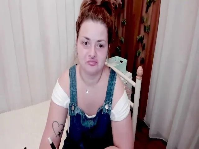 Live sex webcam photo for Eva__Kamenski #253717341