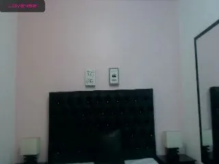 Live sex webcam photo for Shantal_19 #252072592