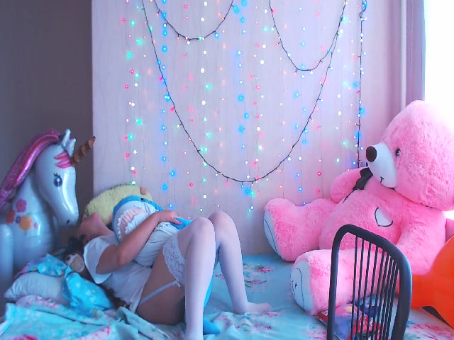 Live sex webcam photo for kitty_devil #264727151