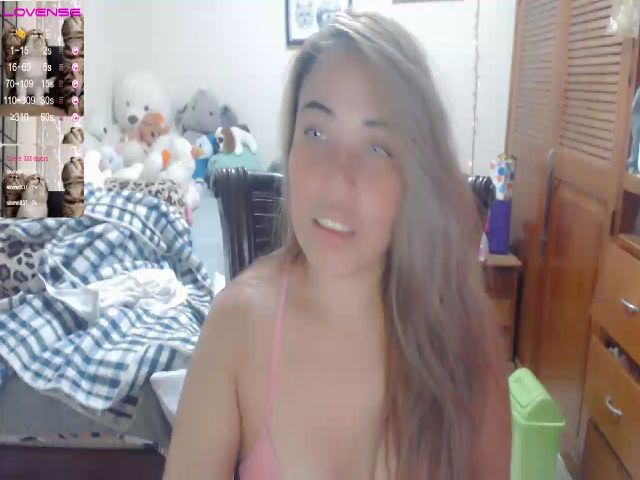 Live sex webcam photo for Meganhill_ #261752958