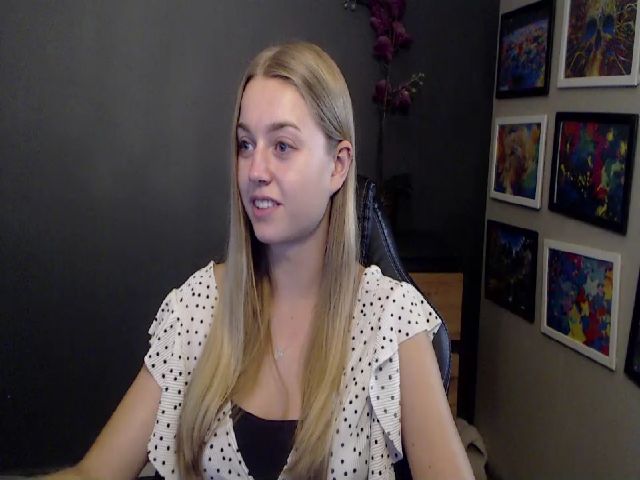 Live sex webcam photo for LUSTerica #253343984