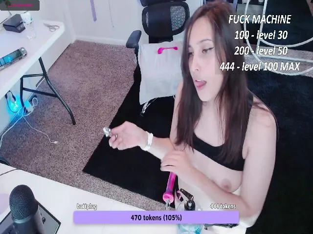 Live sex webcam photo for moonlitfox #254193578