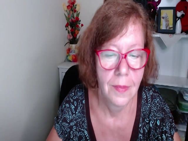 Live sex webcam photo for Adele_69 #258767820