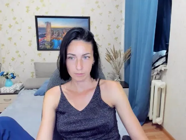 Live sex webcam photo for DorothyRoze #254519469