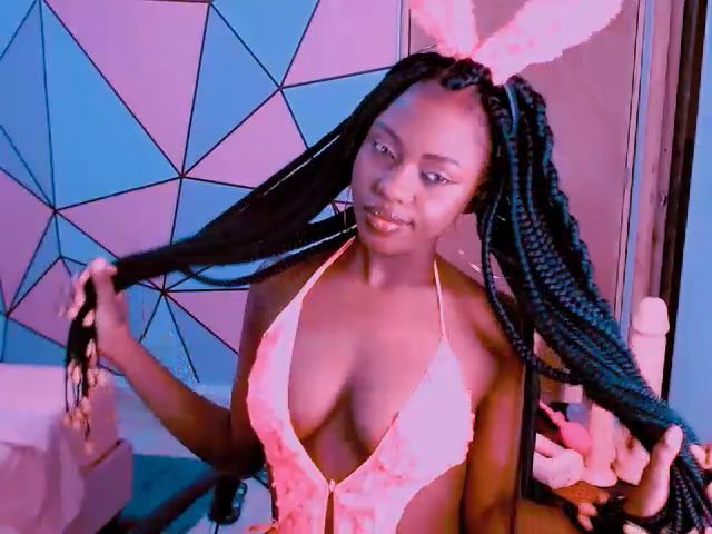 Live sex webcam photo for Sweetcarafu #261054457