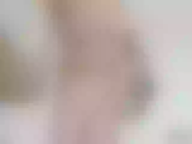 Live sex webcam photo for SpicyTrouble #253754197