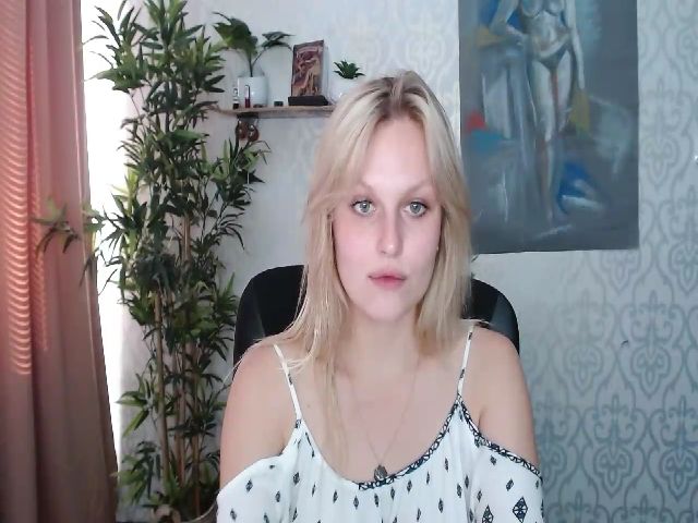 Live sex webcam photo for Dorina_xX #255342913