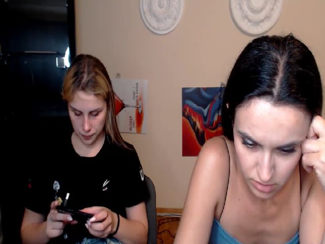 Live sex webcam photo for PolliMilk #257471600