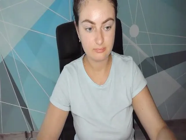 Live sex webcam photo for VictoriaFae #264233150