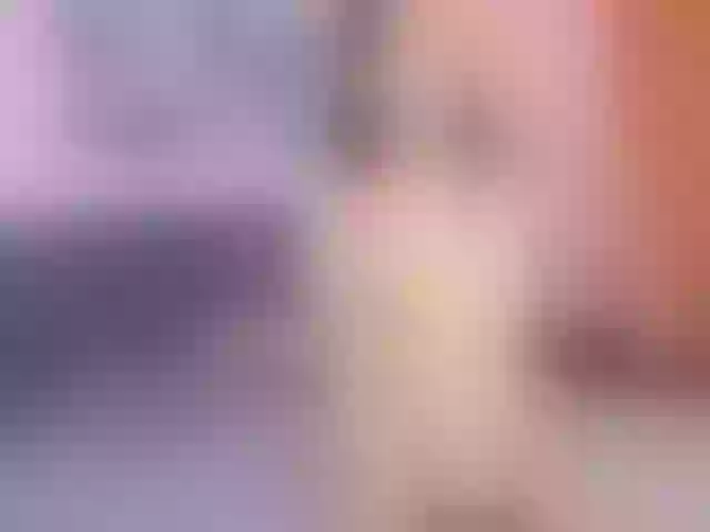 Live sex webcam photo for MissAkiro #241402680