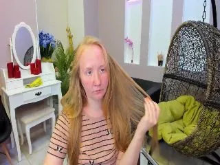 Live sex webcam photo for StunningKelly #251957540
