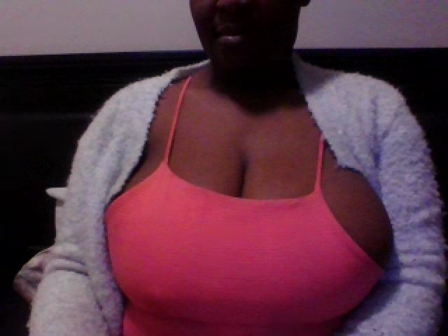 Live sex webcam photo for TheMajestibbb #257713654