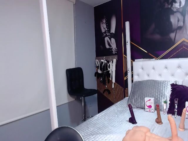 Live sex webcam photo for Estrellacutte #263091731