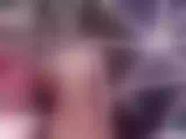 Live sex webcam photo for Sun-kissed1 #241362706