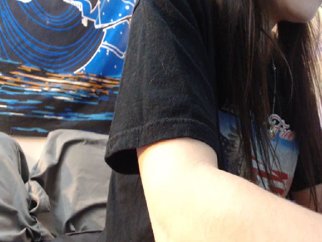 Live sex webcam photo for Assami #253591702