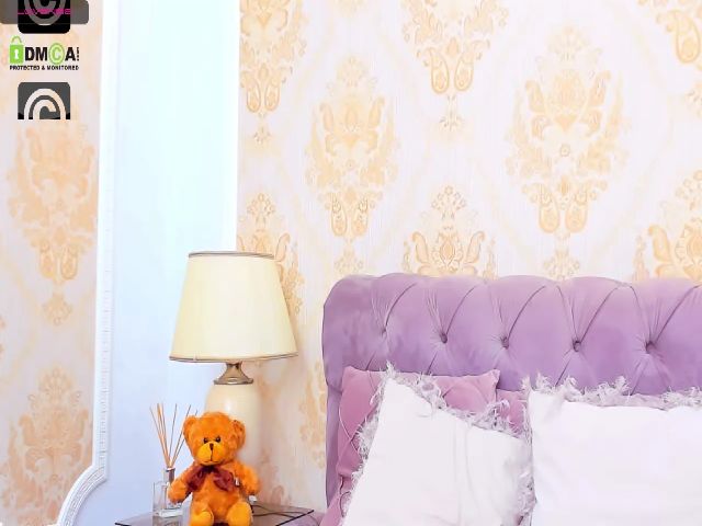 Live sex webcam photo for AshleyClaire #261372578