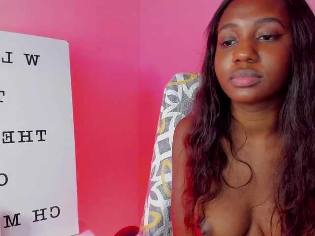 Live sex webcam photo for HaileyVans #248012423