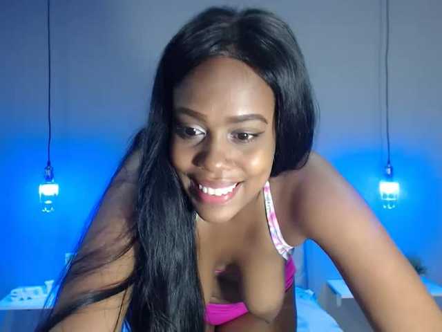 Live sex webcam photo for sarahwilliam #240889284