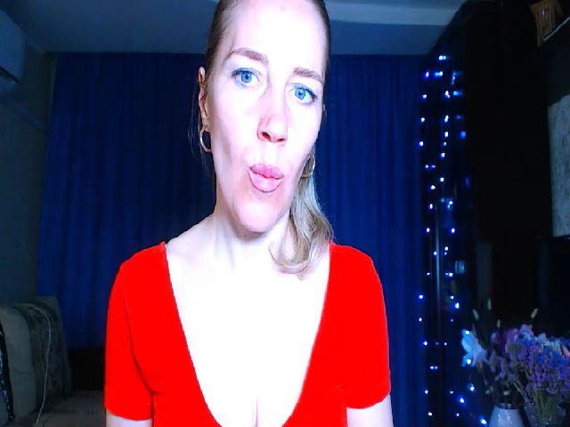 Live sex webcam photo for Oly_nice_ #258833980