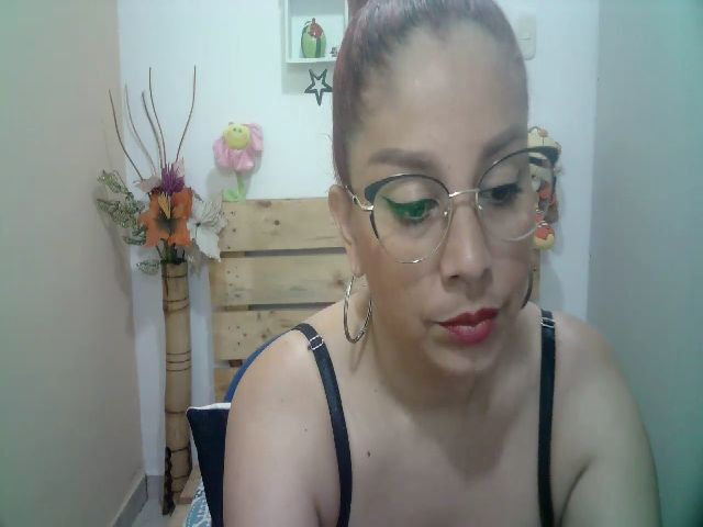 Live sex webcam photo for pamela_kuttee #264060130