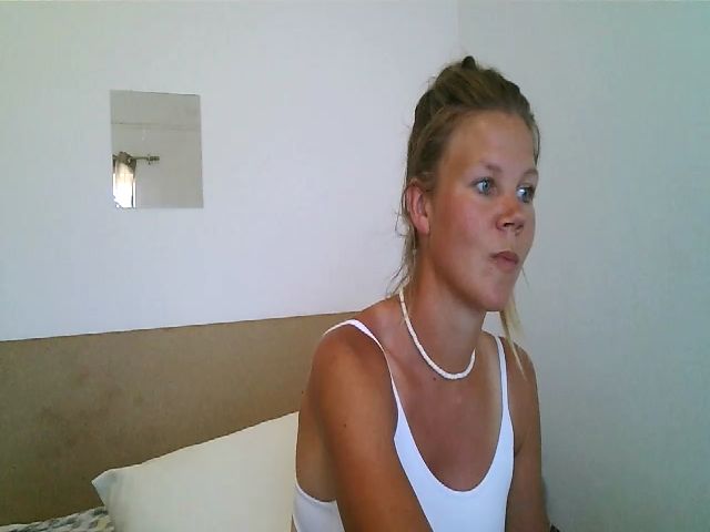 Live sex webcam photo for CallMeMaria #258113248