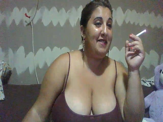 Live sex webcam photo for BigBreastsMia #261626610