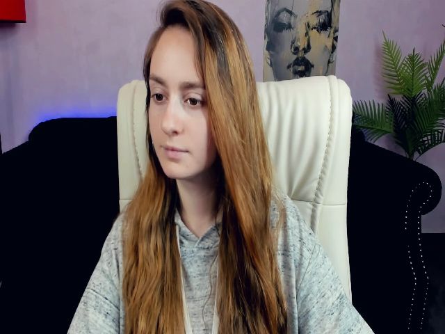 Live sex webcam photo for MissTianaa #252645926