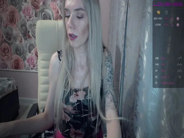Live sex webcam photo for MaryJaness #262322280