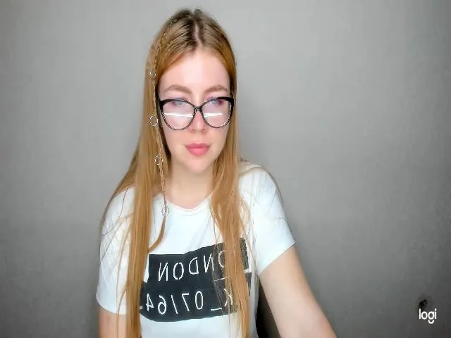Live sex webcam photo for milafix #256023175