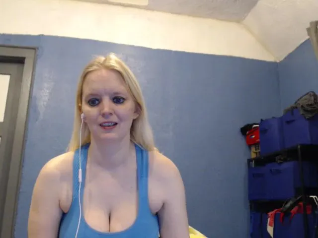 Live sex webcam photo for SexxySouthern #262811096