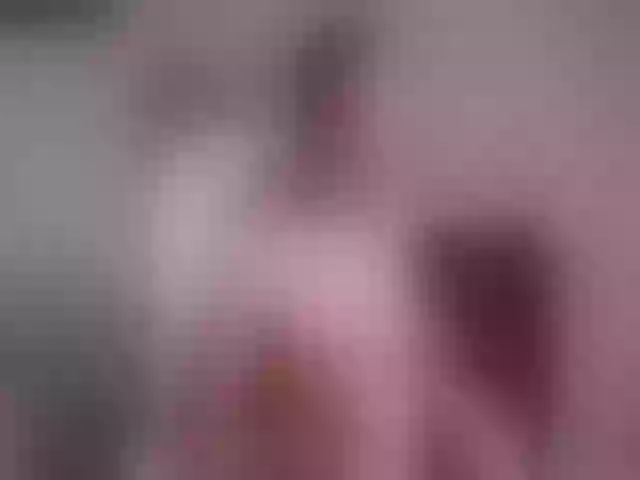 Live sex webcam photo for Sun_kissed1 #252476864