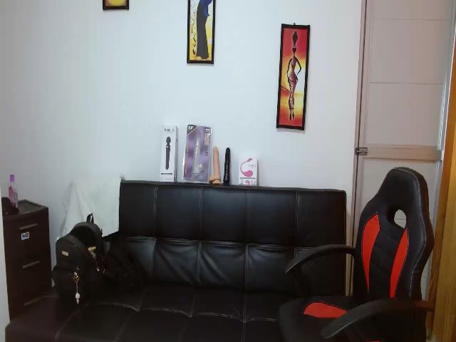 Live sex webcam photo for miss_mafehot #262089704