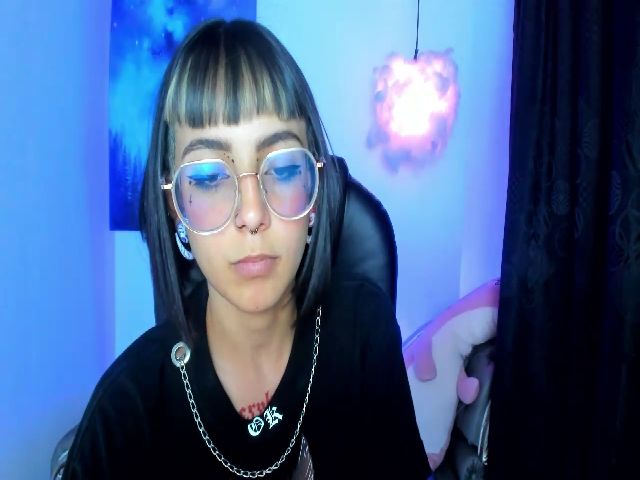 Live sex webcam photo for Angelsiinner #258787323